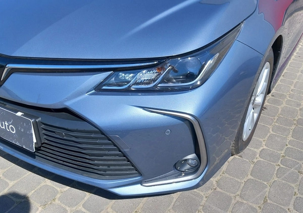 Toyota Corolla cena 100780 przebieg: 38980, rok produkcji 2022 z Lubraniec małe 379